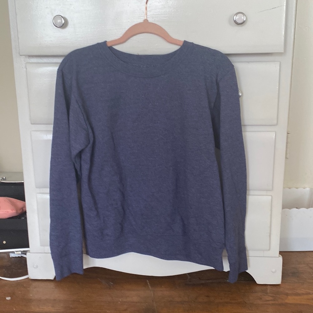 matching sweat shirt to the sweatpants i listed previously
